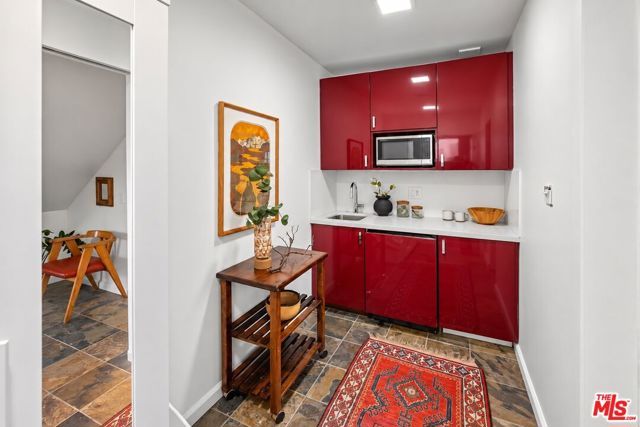 7432 Woodrow Wilson Drive, Los Angeles, CA 90046