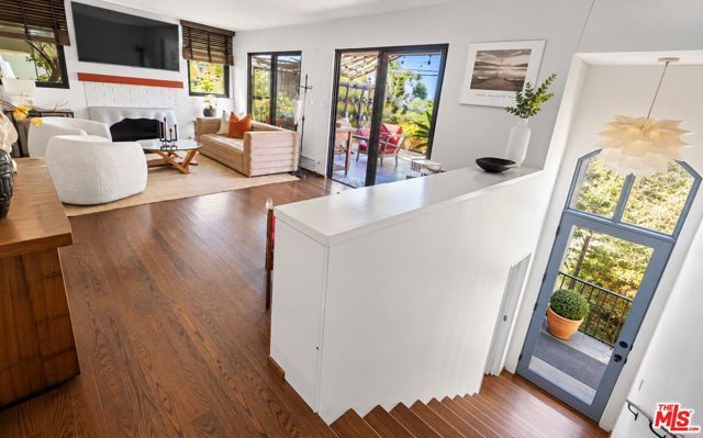 7432 Woodrow Wilson Drive, Los Angeles, CA 90046
