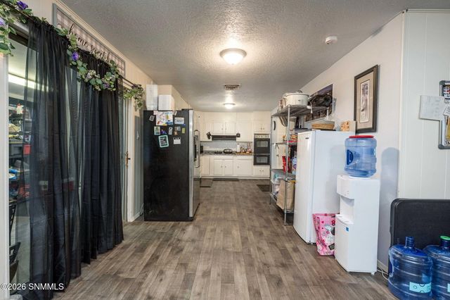 1025 Hickory Drive, Las Cruces, NM 88005