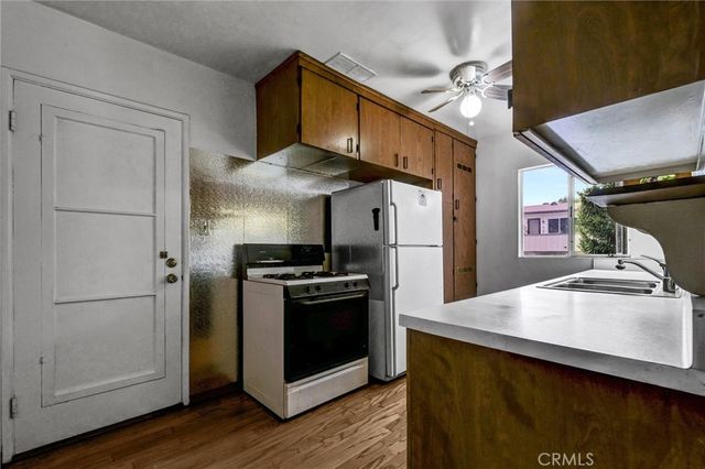 305 Raymondale Drive L, South Pasadena, CA 91030