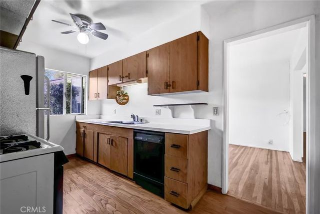 305 Raymondale Drive L, South Pasadena, CA 91030