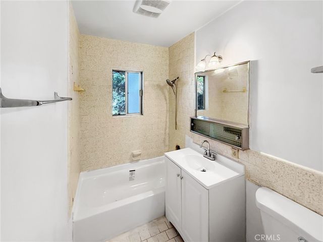 305 Raymondale Drive L, South Pasadena, CA 91030