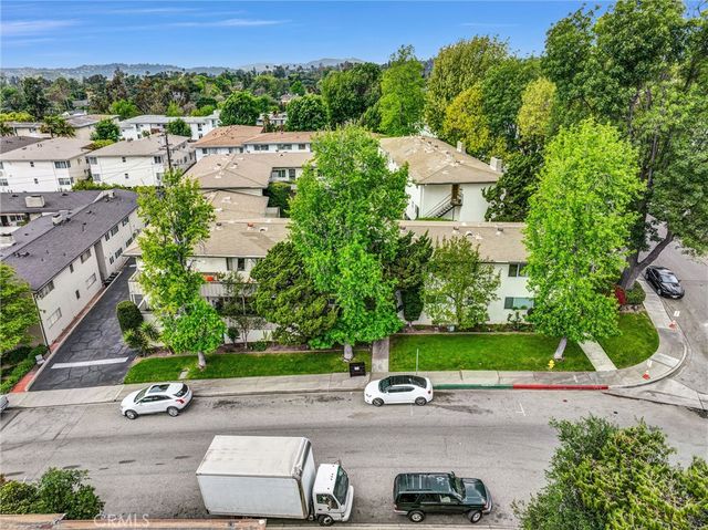 305 Raymondale Drive L, South Pasadena, CA 91030