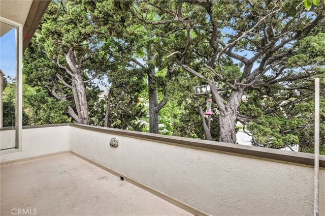 305 Raymondale Drive L, South Pasadena, CA 91030