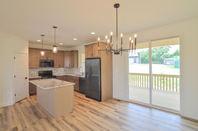 725 Ezra Drive, Taylor Mill, KY 41015