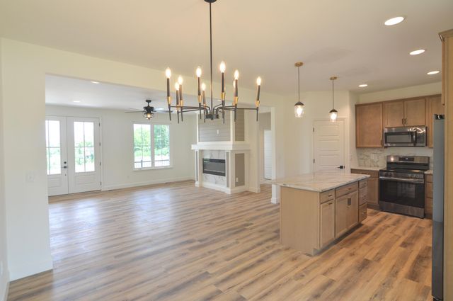 725 Ezra Drive, Taylor Mill, KY 41015