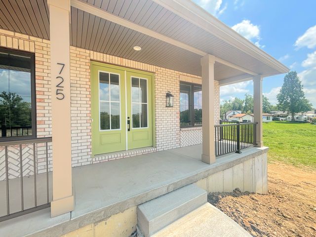 725 Ezra Drive, Taylor Mill, KY 41015