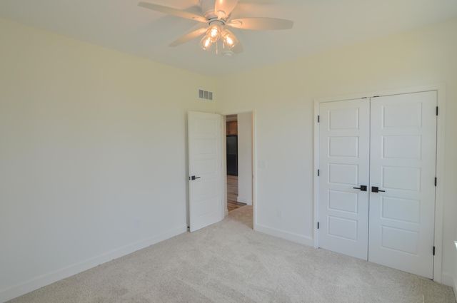 725 Ezra Drive, Taylor Mill, KY 41015