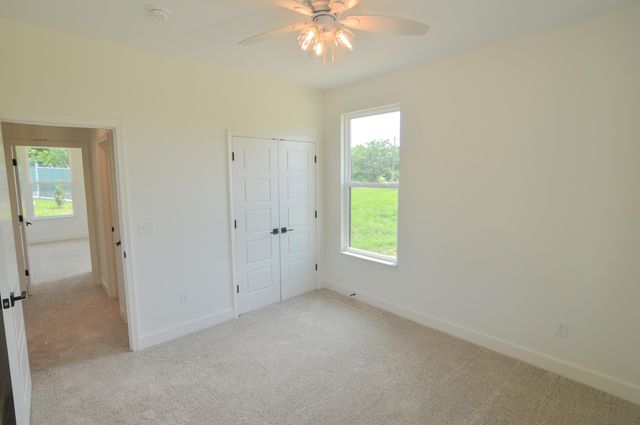 725 Ezra Drive, Taylor Mill, KY 41015