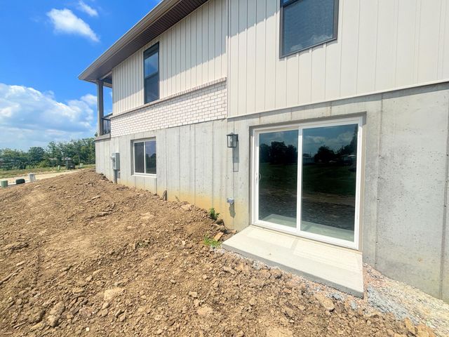 725 Ezra Drive, Taylor Mill, KY 41015