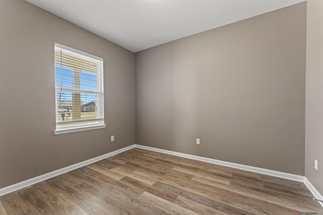 2352 Marci Ct, Baton Rouge, LA 70807