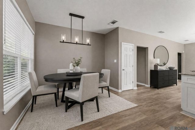 2352 Marci Ct, Baton Rouge, LA 70807