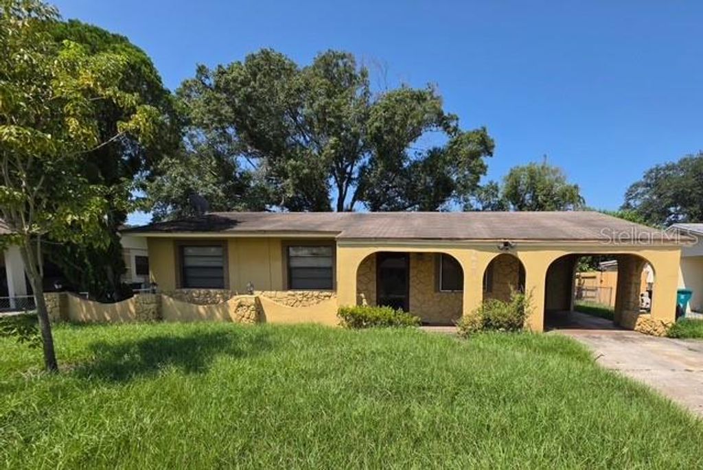 1826 AARON AVENUE, Orlando, FL 32811