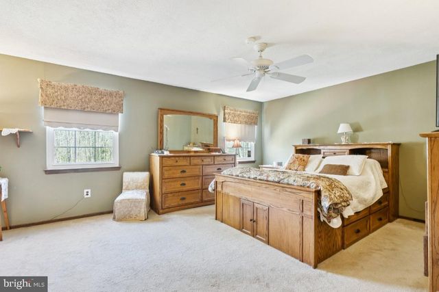 110 PARK CT E, Medford, NJ 08055