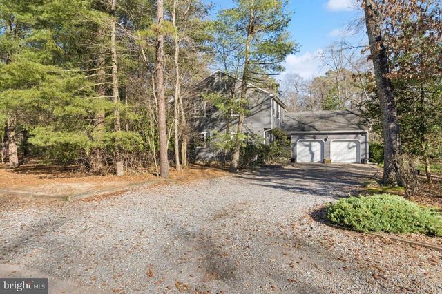 110 PARK CT E, Medford, NJ 08055