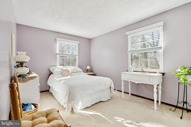 110 PARK CT E, Medford, NJ 08055