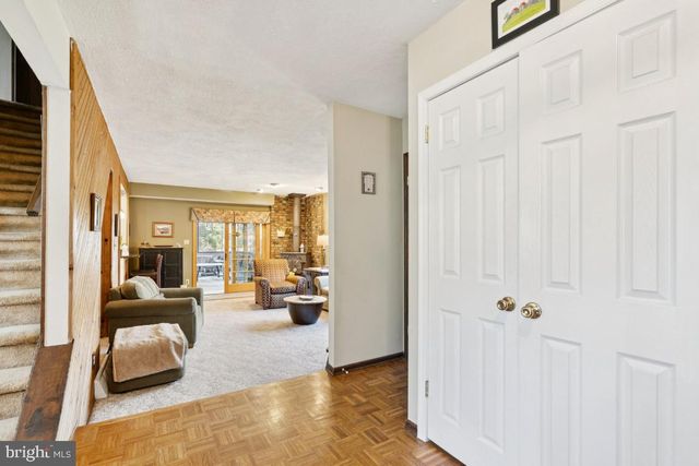 110 PARK CT E, Medford, NJ 08055