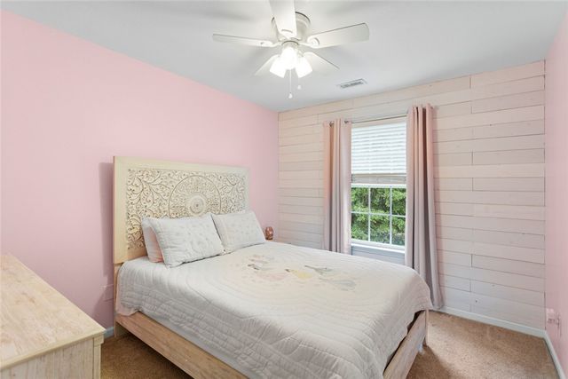 102 Lochenshire Place, Belton, SC 29627