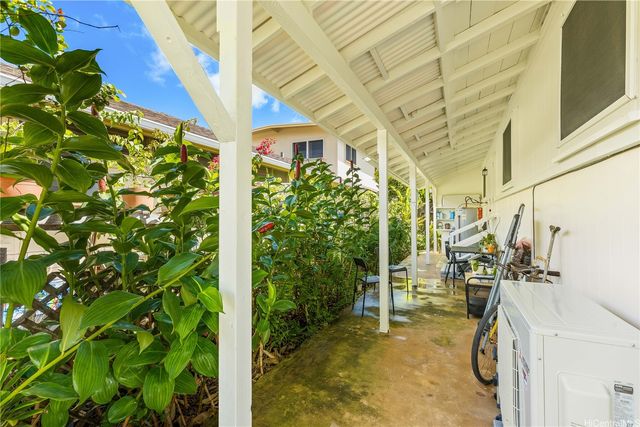 320 Oneawa Street, Kailua, HI 96734