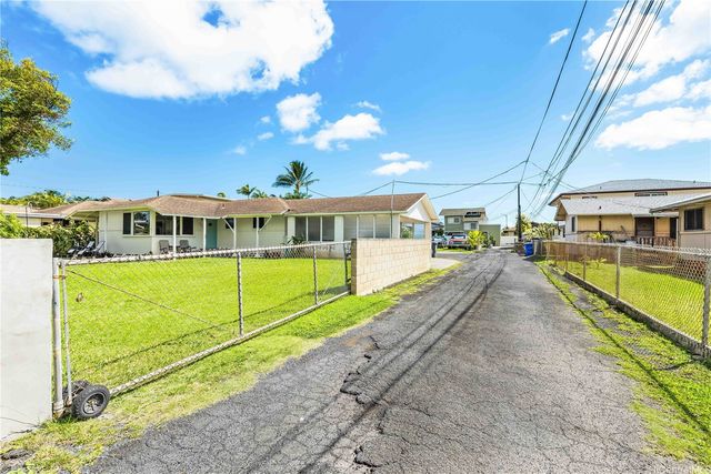 320 Oneawa Street, Kailua, HI 96734
