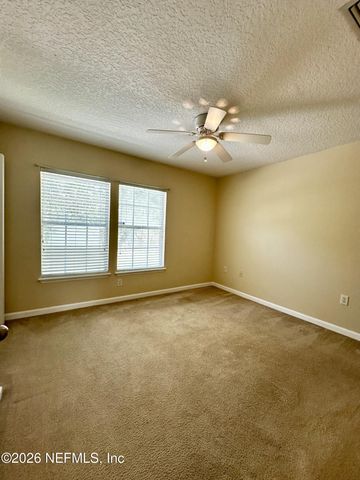 1496 FIELDVIEW Drive, Jacksonville, FL 32225