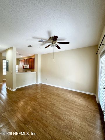 1496 FIELDVIEW Drive, Jacksonville, FL 32225