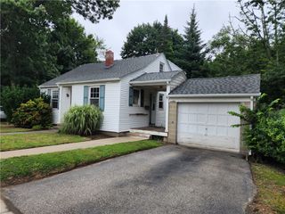 135 George Waterman Road, Johnston, RI 02919