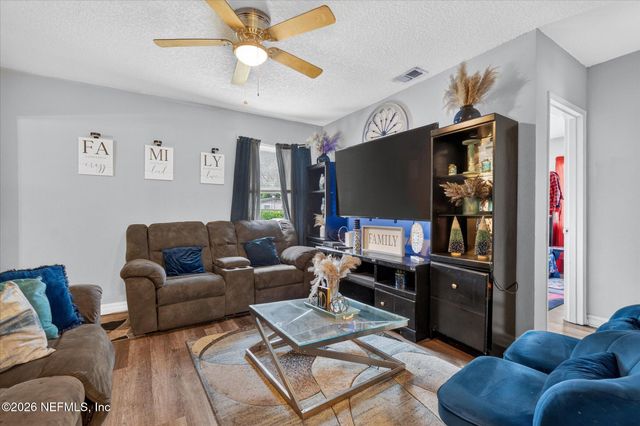 5257 WOODCREST Road, Jacksonville, FL 32205