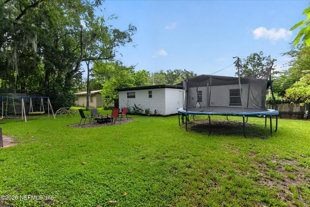 5257 WOODCREST Road, Jacksonville, FL 32205