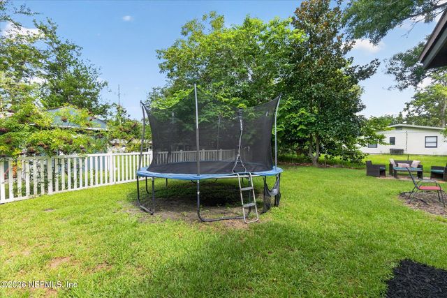 5257 WOODCREST Road, Jacksonville, FL 32205