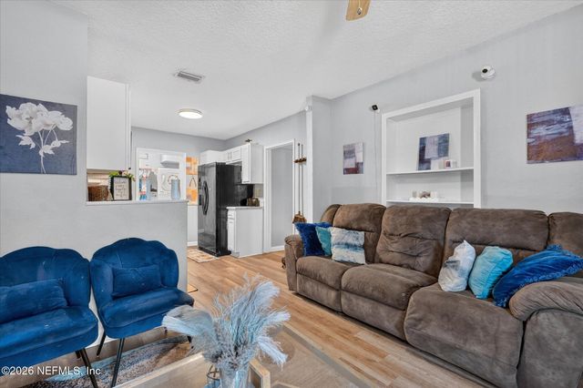 5257 WOODCREST Road, Jacksonville, FL 32205