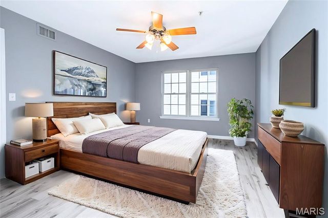 2562 Coppergate Square Drive H, St Louis, MO 63129