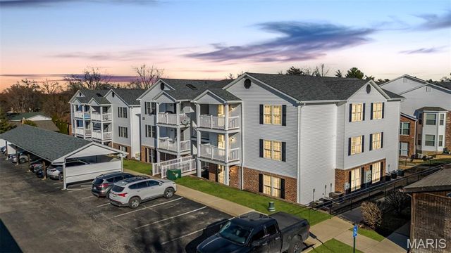 2562 Coppergate Square Drive H, St Louis, MO 63129