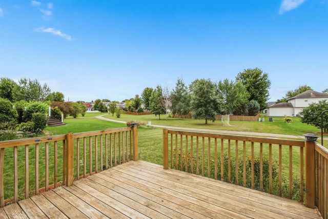6115 Sledding Parkway, Madison, WI 53558