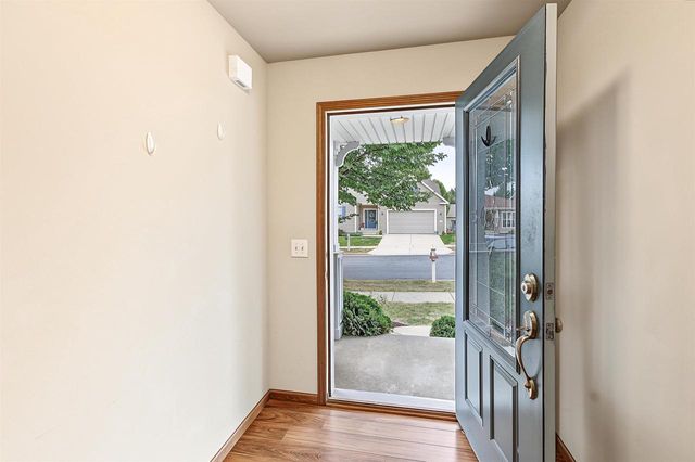 6115 Sledding Parkway, Madison, WI 53558
