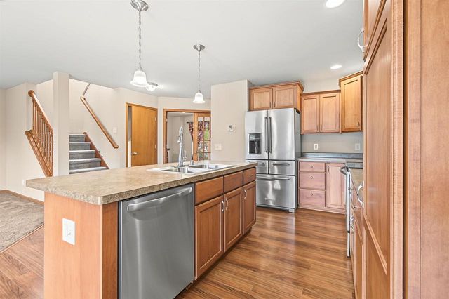 6115 Sledding Parkway, Madison, WI 53558
