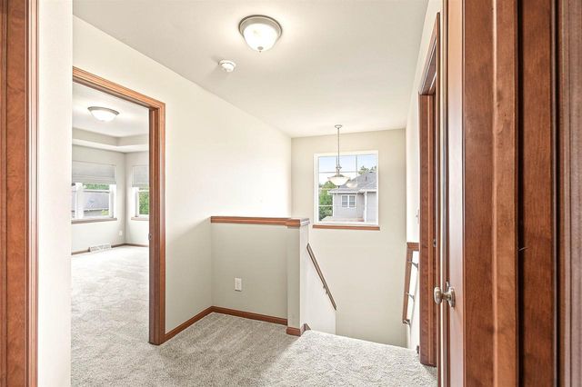 6115 Sledding Parkway, Madison, WI 53558