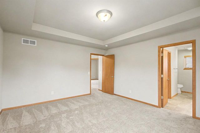 6115 Sledding Parkway, Madison, WI 53558