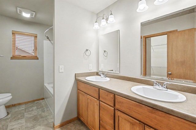 6115 Sledding Parkway, Madison, WI 53558