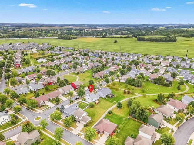 6115 Sledding Parkway, Madison, WI 53558