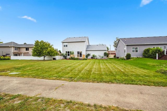 6115 Sledding Parkway, Madison, WI 53558