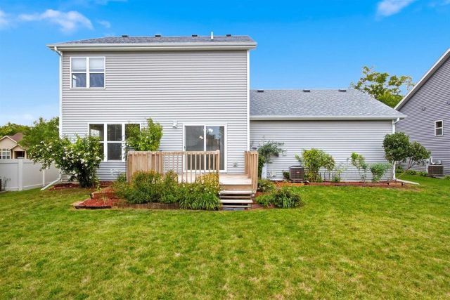 6115 Sledding Parkway, Madison, WI 53558