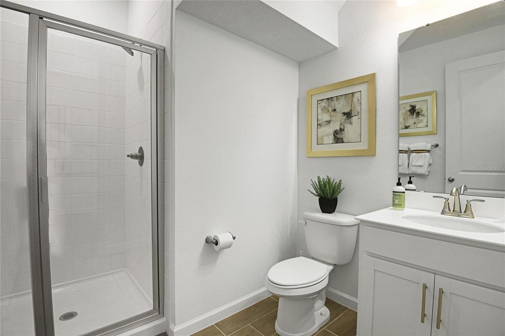 Image 2 of property listing at 3481 MACCHI AVENUE, Tavares, FL 32778