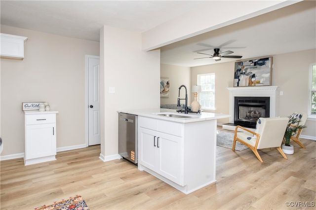 13637 Laketree Dr, Chester, VA 23831