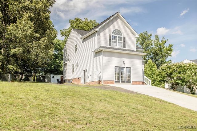 13637 Laketree Dr, Chester, VA 23831