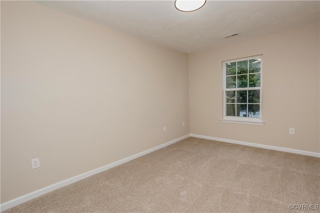 13637 Laketree Dr, Chester, VA 23831