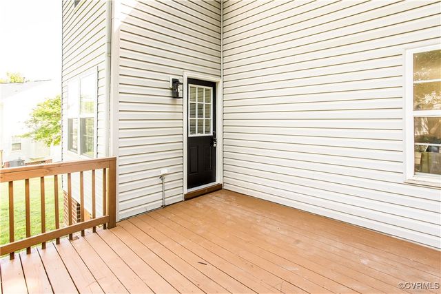 13637 Laketree Dr, Chester, VA 23831