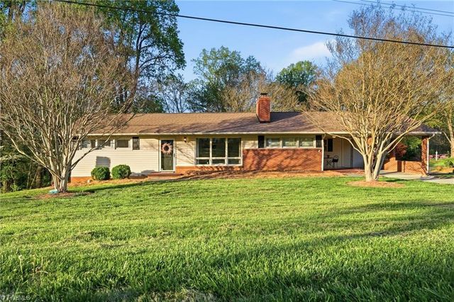 405 Academy Street, Rural Hall, NC 27045