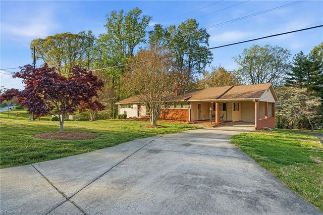 405 Academy Street, Rural Hall, NC 27045