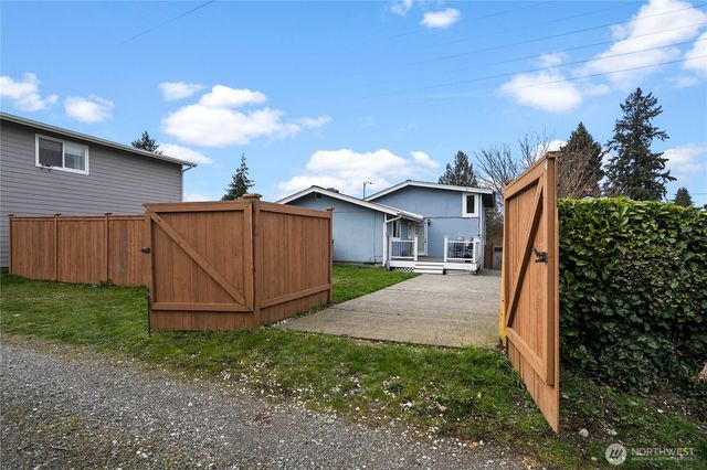 4612 N 21st Street, Tacoma, WA 98406